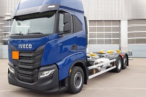 Die IVECO S-WAY mit Wechselverkehrausstattung